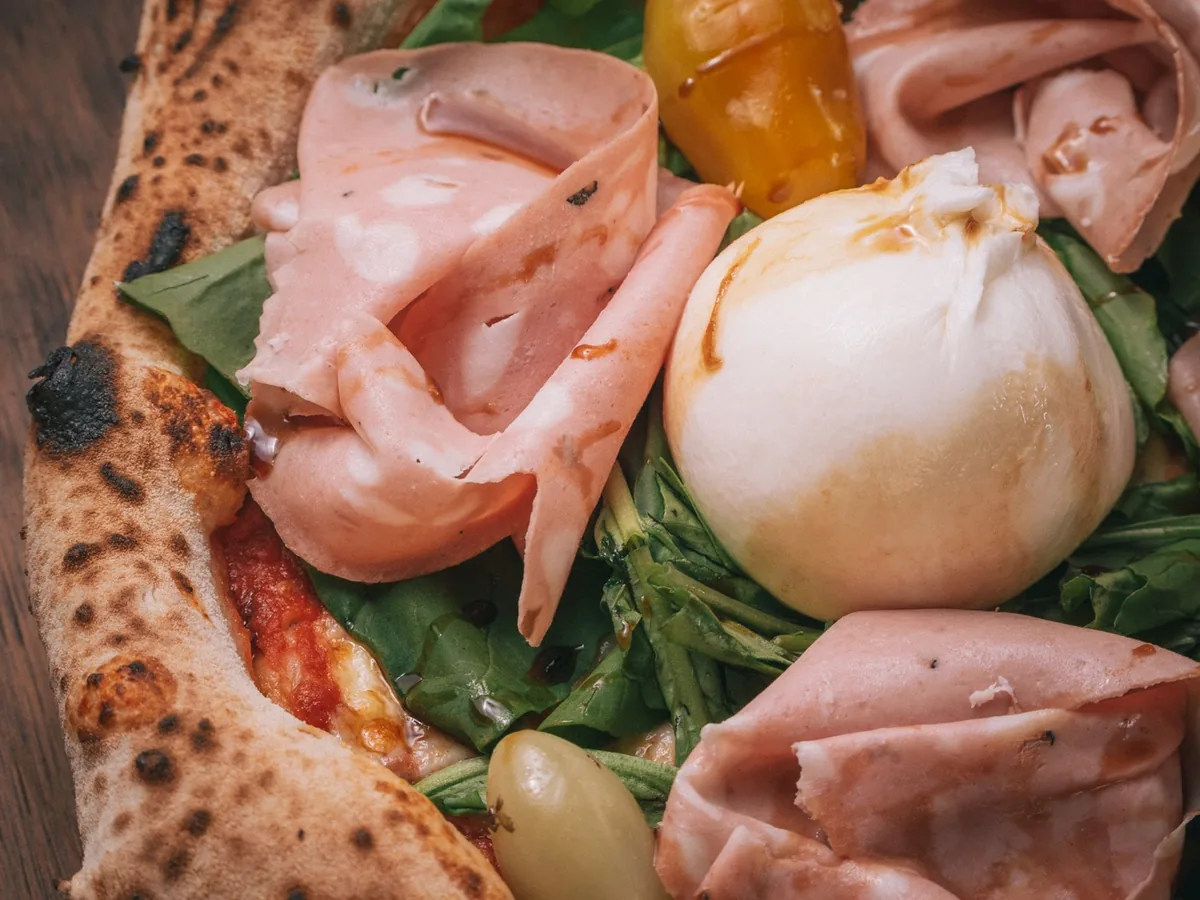 Pizza burrata artesanal
